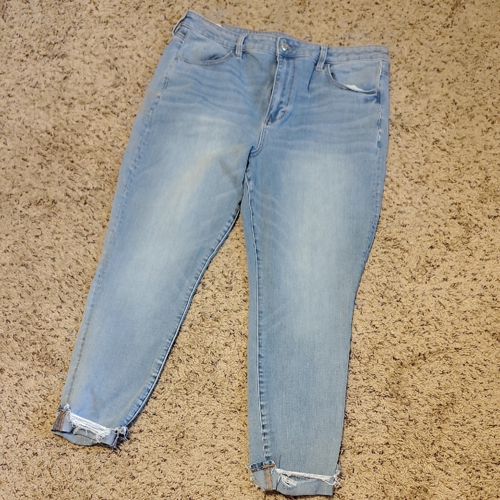 American Eagle Outfitters Blue Ankle Cropped Jeans